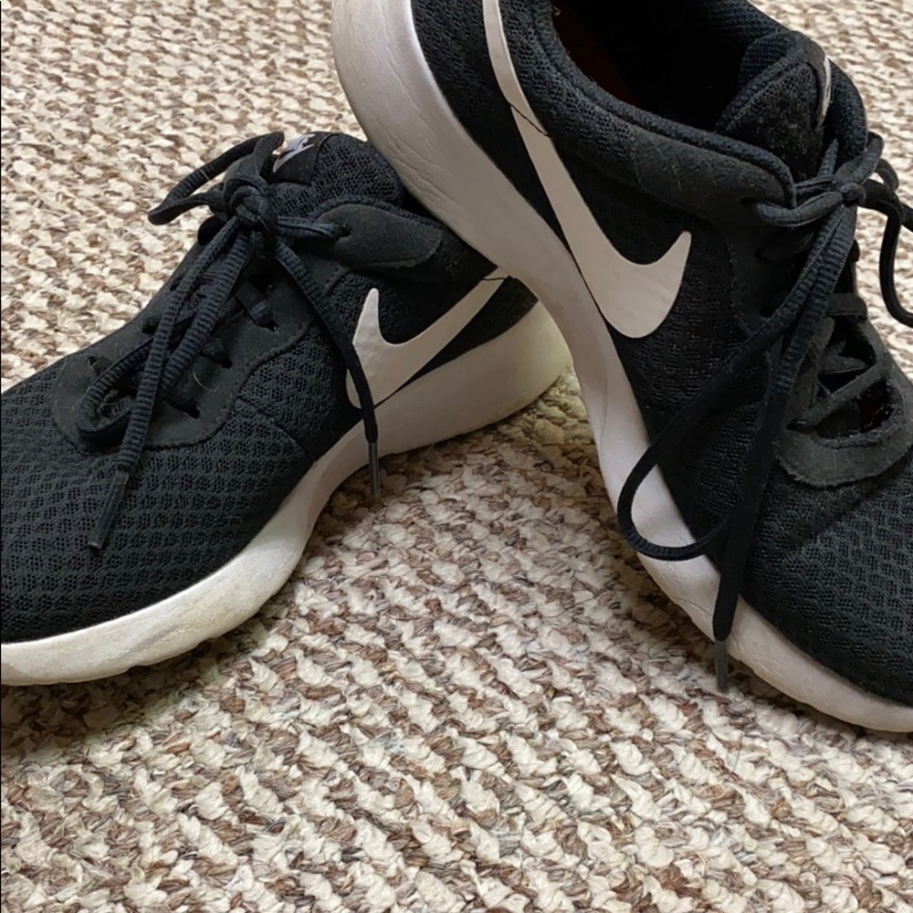 Used Nike shoes